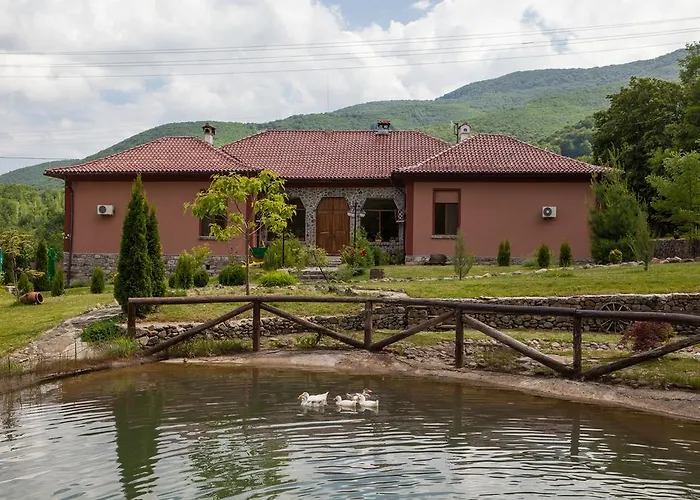 Villa Mark Kır Evi Kraevo