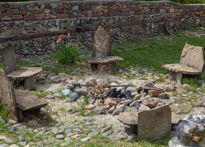 Villa Mark Kır Evi *